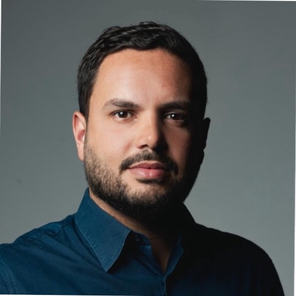 Douglas Oliveira
