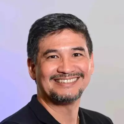 Igor Takenami
