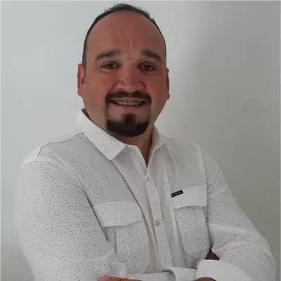 Esdras Martins