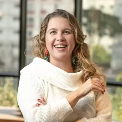 Renata Queiroz Guimarães